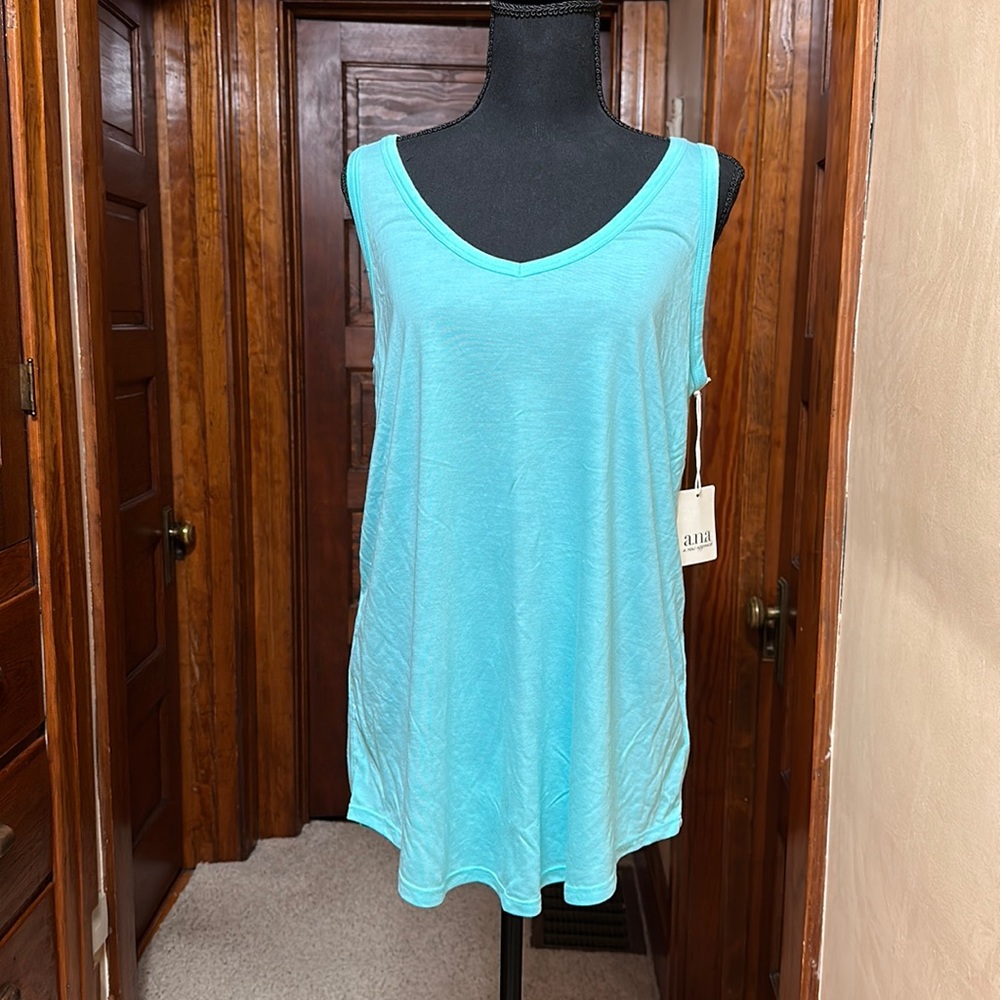 Bumble of 2 Tank Tops